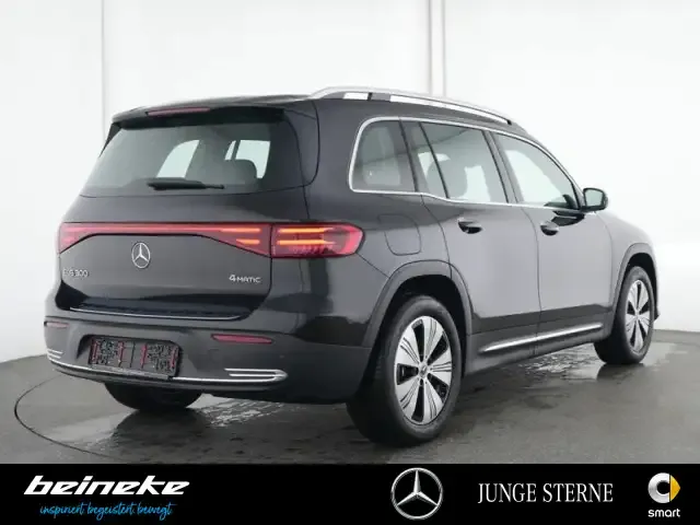 Mercedes-Benz EQB 300
