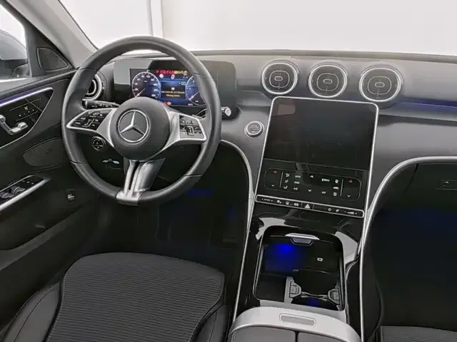 Mercedes-Benz C 220