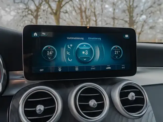 Mercedes-Benz GLC 300