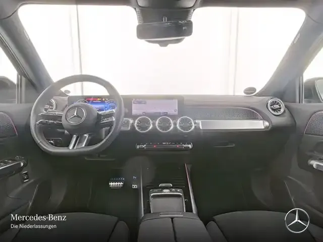 Mercedes-Benz EQB 250