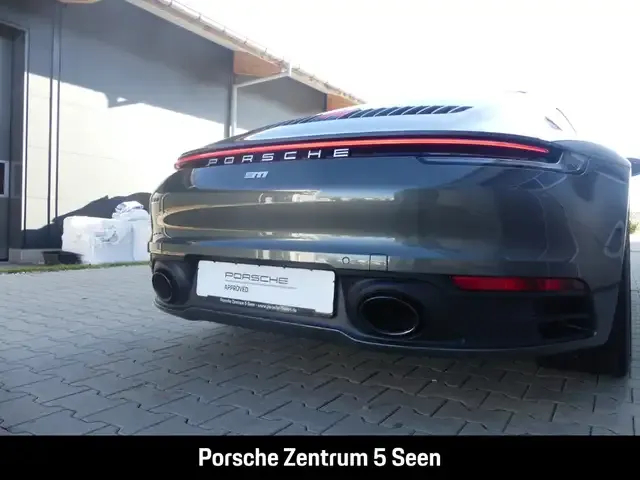 Porsche 992