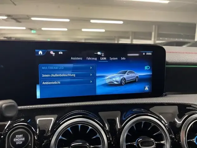 Mercedes-Benz CLA 200