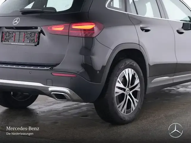 Mercedes-Benz GLA 180