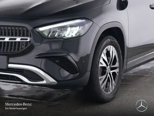 Mercedes-Benz GLA 180