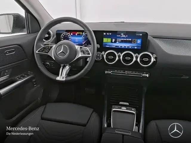 Mercedes-Benz GLA 180