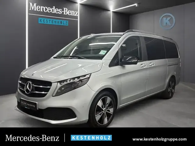 Mercedes-Benz V 220