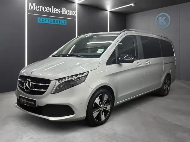 Mercedes-Benz V 220