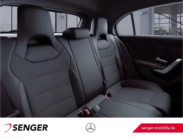 Mercedes-Benz A 35 AMG