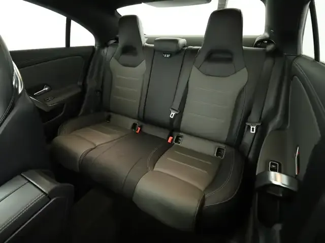 Mercedes-Benz CLA 35 AMG