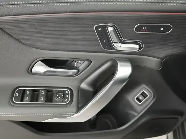 Mercedes-Benz CLA 35 AMG