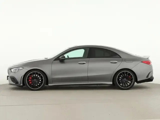 Mercedes-Benz CLA 35 AMG
