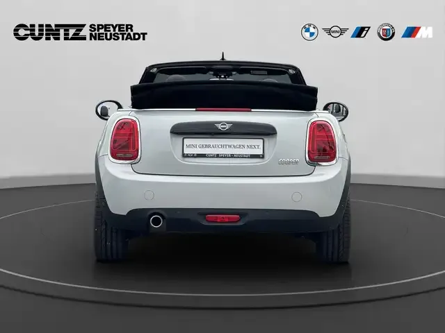 MINI Cooper Cabrio