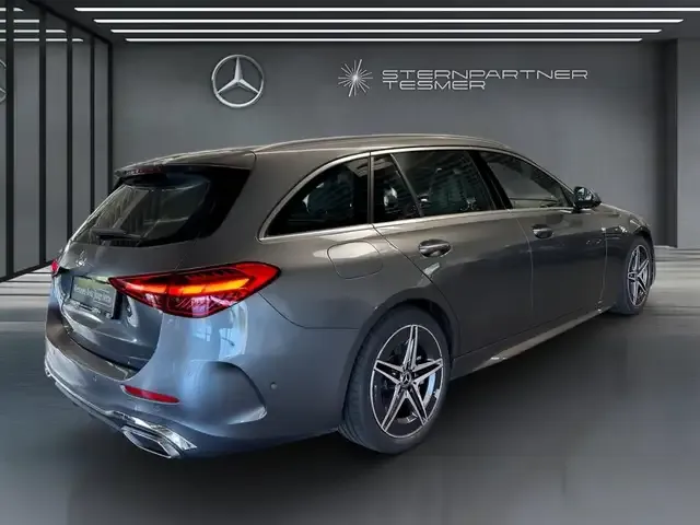 Mercedes-Benz C 220