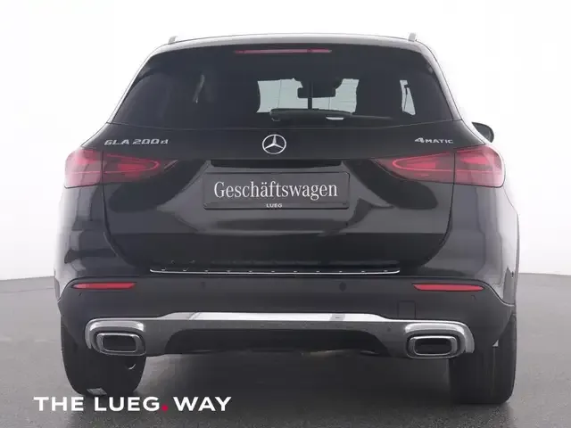 Mercedes-Benz GLA 200
