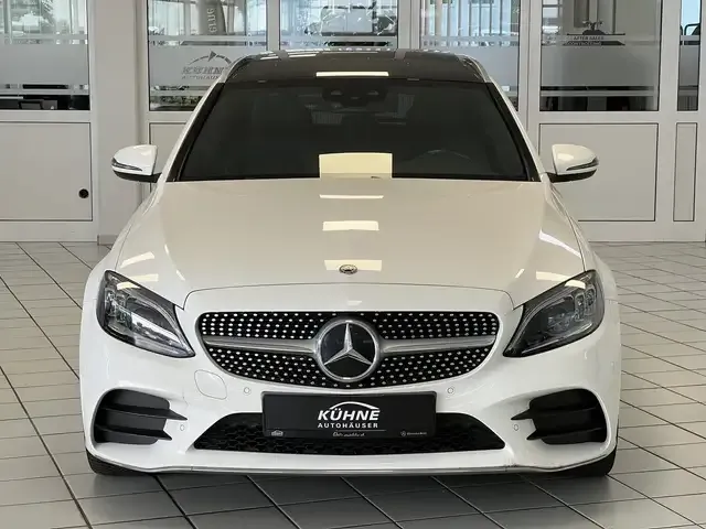 Mercedes-Benz C 220