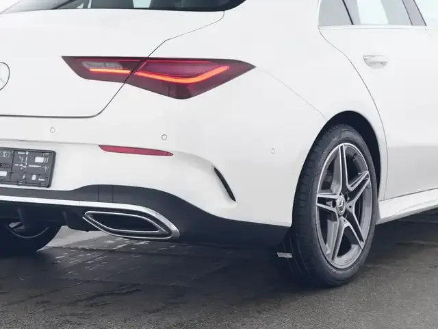 Mercedes-Benz CLA 180