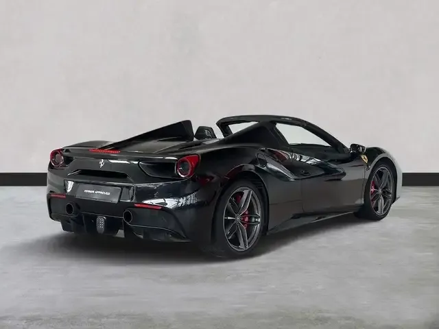 Ferrari 488