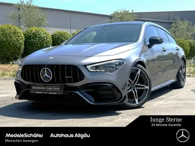 Mercedes-Benz CLA 45 AMG