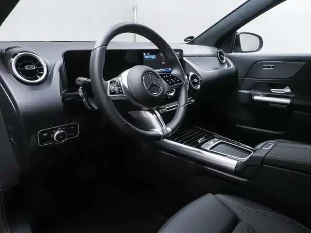 Mercedes-Benz GLA 180