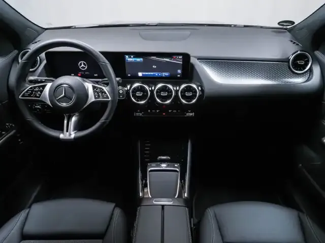 Mercedes-Benz GLA 180