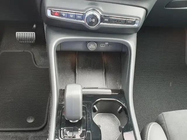 Volvo EX40