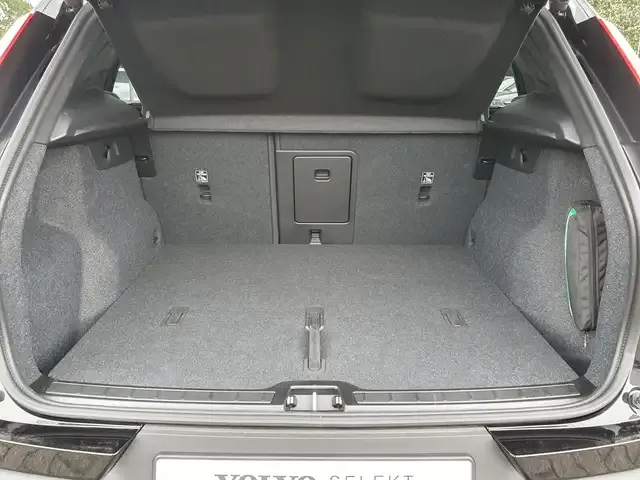 Volvo EX40