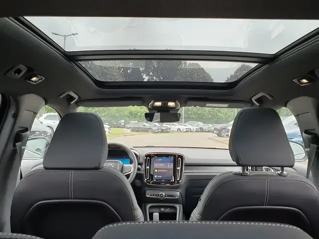 Volvo EX40