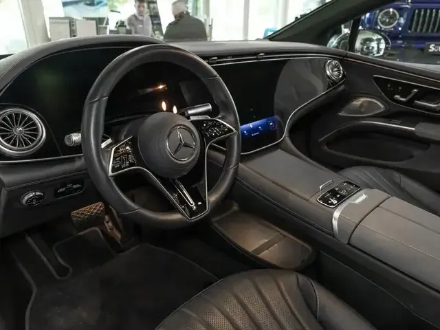 Mercedes-Benz EQS