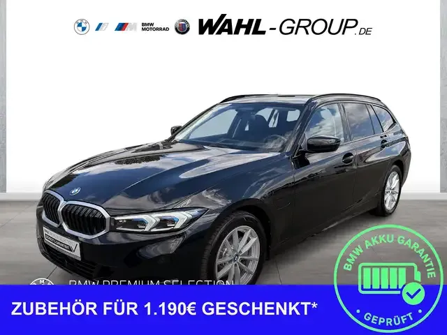 BMW 330