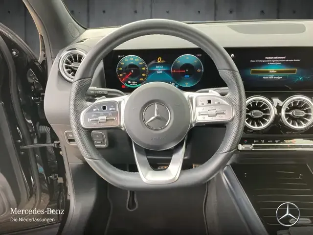 Mercedes-Benz EQA 250