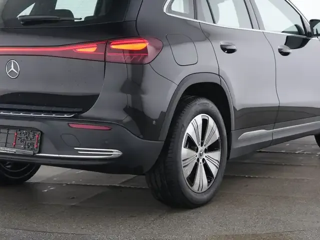 Mercedes-Benz EQA 250