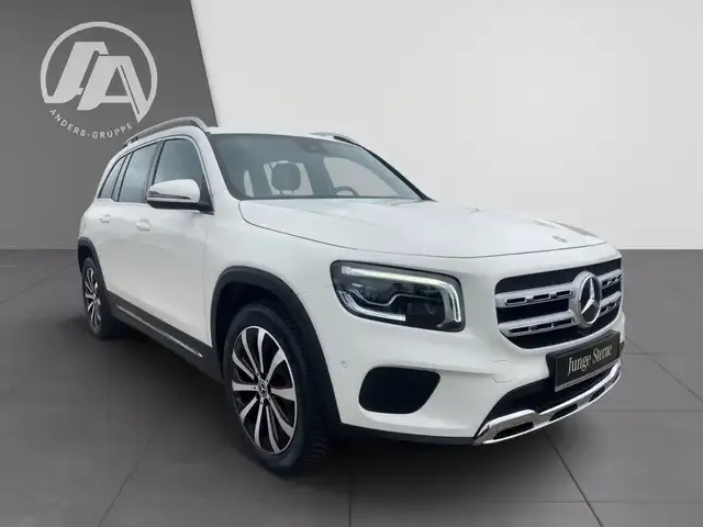 Mercedes-Benz GLB 200