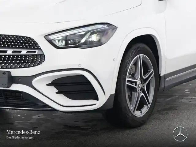 Mercedes-Benz GLA 200