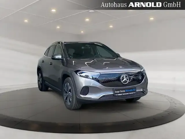 Mercedes-Benz EQA 300