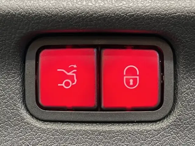 Mercedes-Benz EQE 300