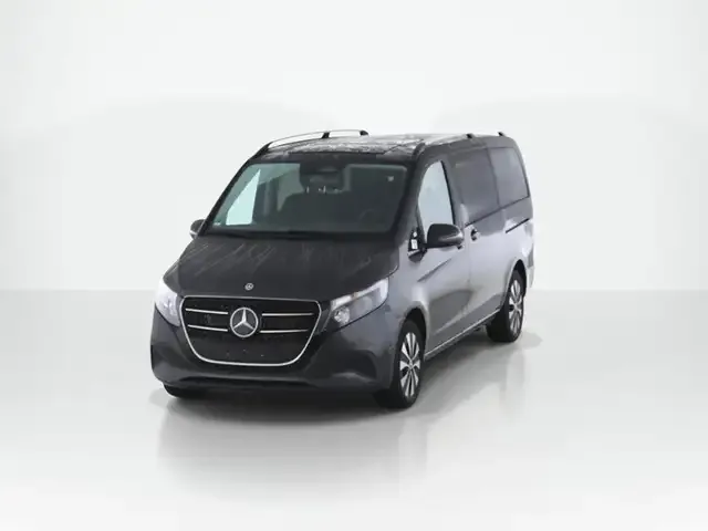 Mercedes-Benz V 220