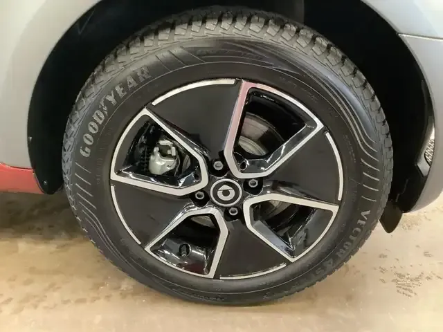 Mercedes-Benz Sonstige