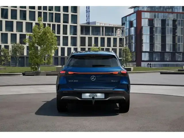 Mercedes-Benz EQA 300