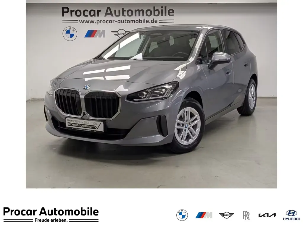 BMW 220