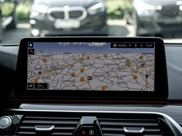BMW 530