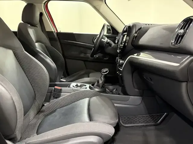 MINI Cooper SE Countryman