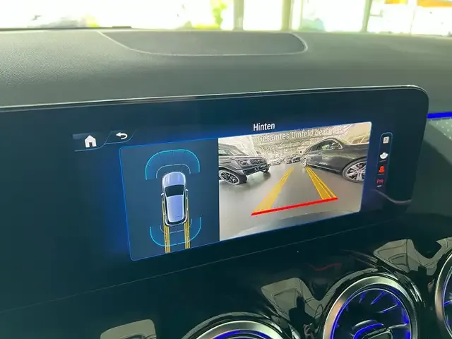 Mercedes-Benz EQA 300