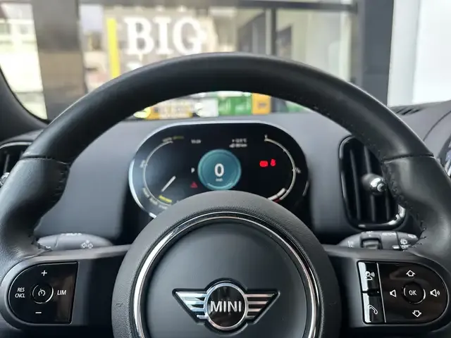 MINI Cooper SE Countryman