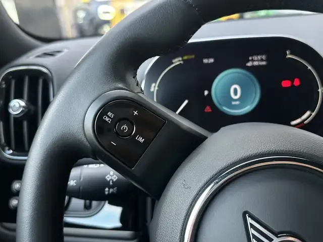 MINI Cooper SE Countryman