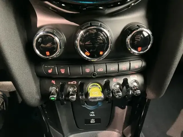 MINI Cooper SE