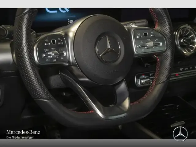 Mercedes-Benz EQB 250