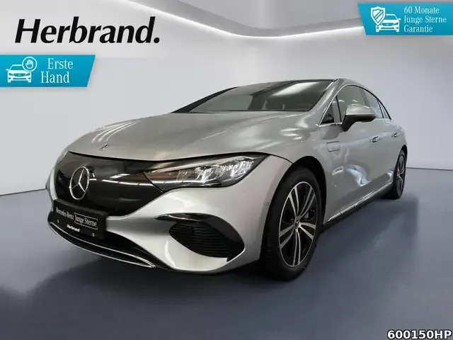 Mercedes-Benz EQE 300