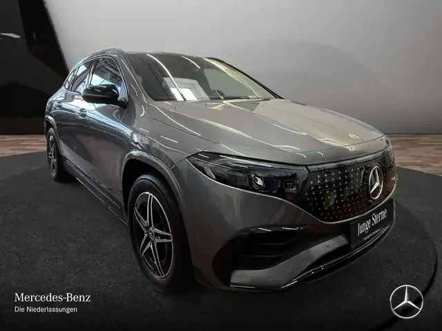 Mercedes-Benz EQA 300