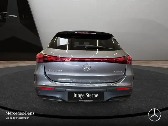 Mercedes-Benz EQA 300
