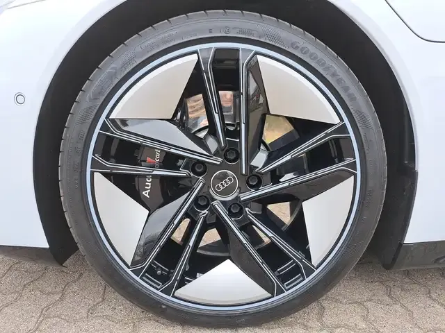 Audi RS e-tron GT